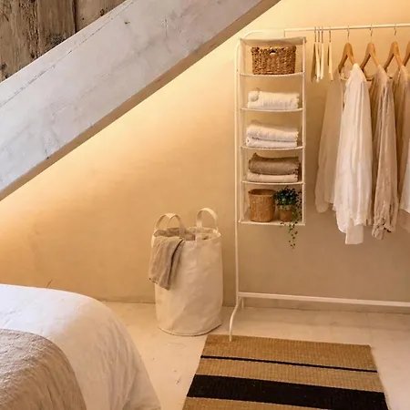 Ca Livia Dorsoduro Art Haven By Venicescape Apartment Venedig