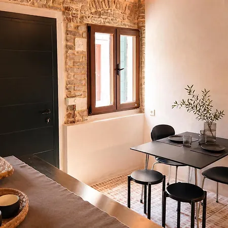Ca Livia Dorsoduro Art Haven By Venicescape Apartamento *