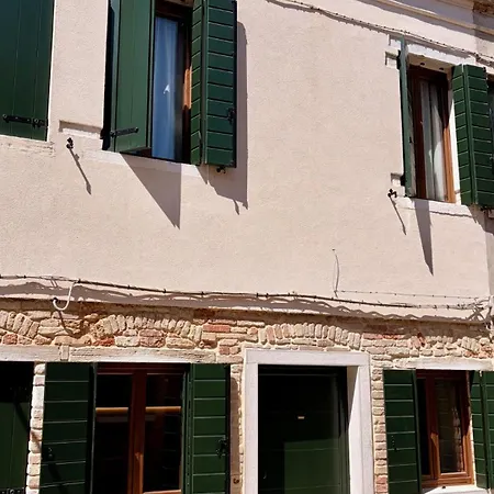 Apartment Ca Livia Dorsoduro Art Haven By Venicescape *